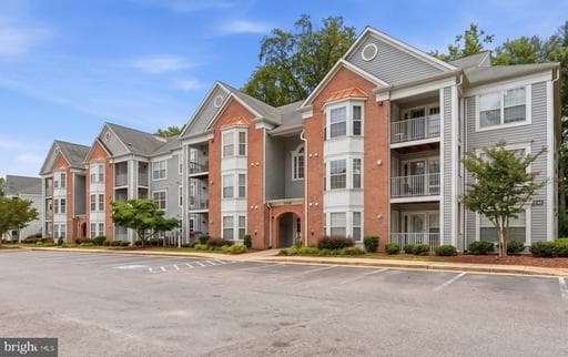 2054 QUAKER WAY 9 - Photo 1