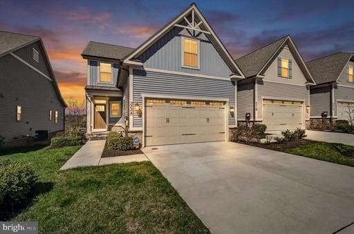 3234 STARLIGHT STREET - Photo 1