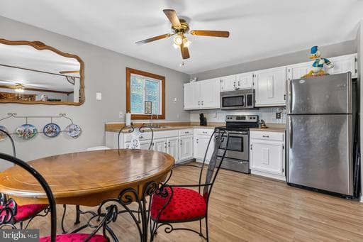 1105 HOTEL DRIVE