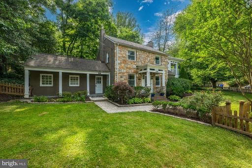2200 N POLLARD STREET - Photo 1