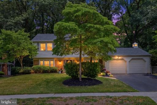 1703 CROFTON PARKWAY - Photo 1