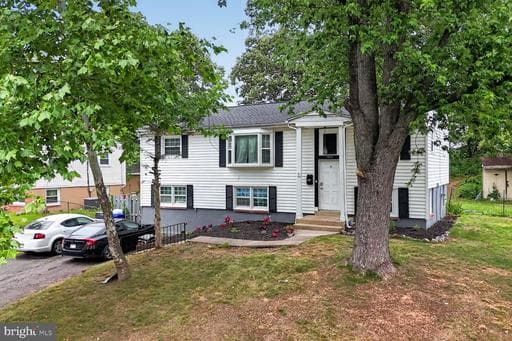 14823 ALABAMA AVENUE - Photo 1