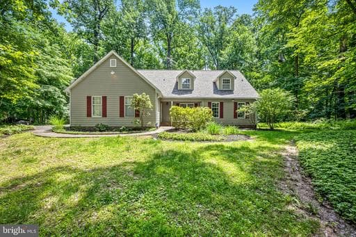 7 PEMBERLY LANE - Photo 1