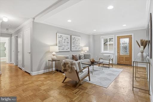 200 N MAPLE AVENUE 212
