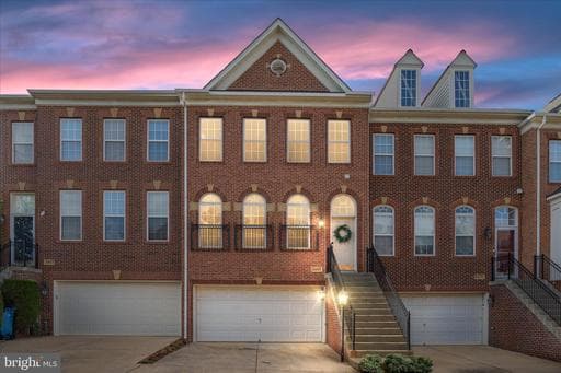5669 FAIRCLOTH COURT - Photo 1