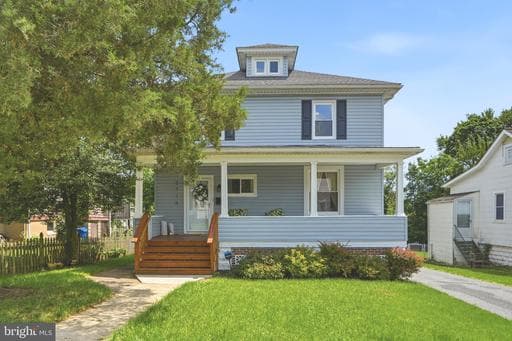 2715 LOUISE AVENUE - Photo 1
