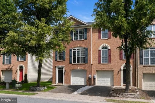 8876 MONTJOY PLACE - Photo 1
