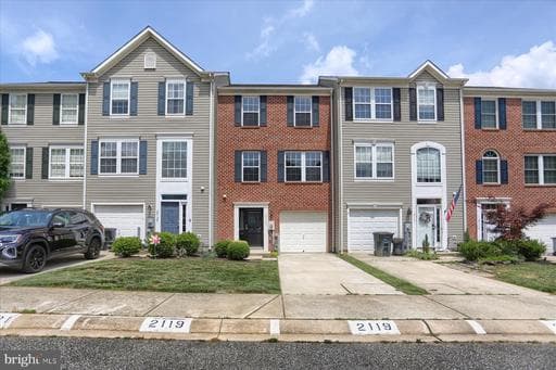 2119 MARDIC DRIVE - Photo 1