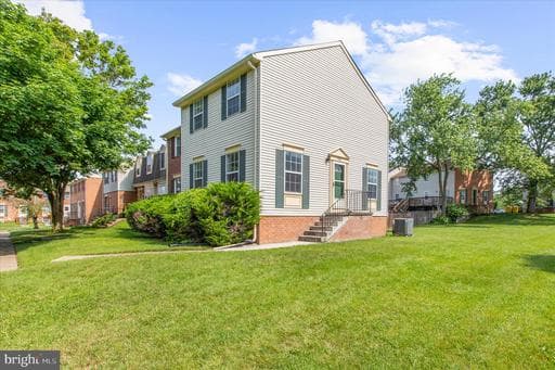 1066 Saybrook Hrbr, Pasadena, MD 21122-6532, United States - Photo 1