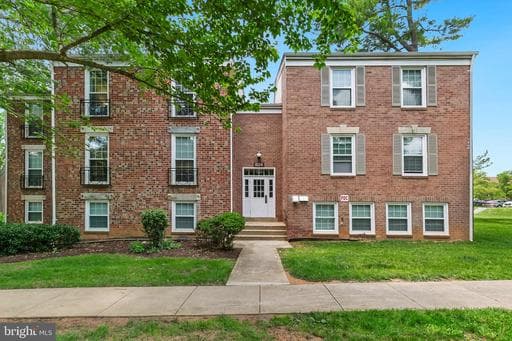 824 QUINCE ORCHARD BOULEVARD 201