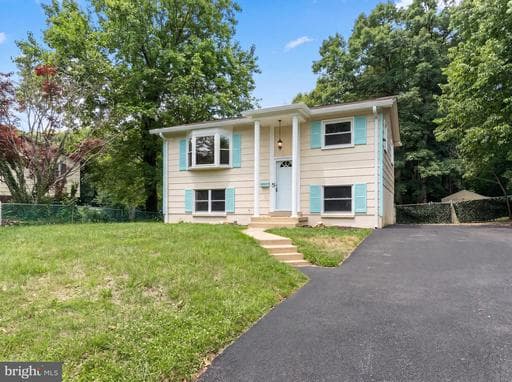 3802 FORESTDALE AVENUE - Photo 1