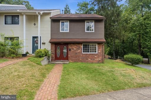 5 WOODLAKE DRIVE - Photo 1