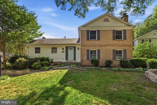 6812 LAMP POST LANE - Photo 1