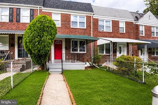 905 KEVIN ROAD ROAD - Photo 1