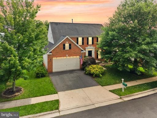 6726 EDGARTOWN WAY - Photo 1