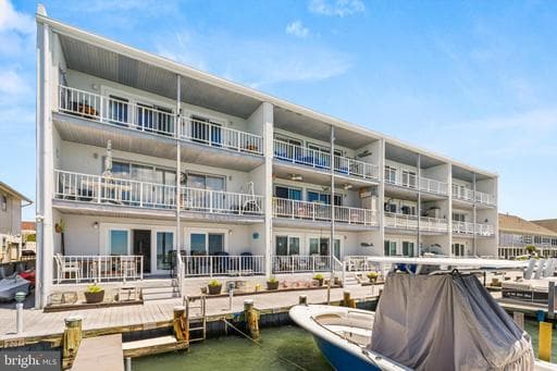 405 BAYSHORE DRIVE 301 SOUTH SHORE