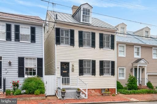 22 College AVE ANNAPOLIS MD 21401 - Photo 1