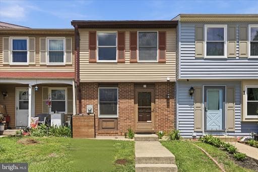3 VALLEY PARK COURT - Photo 1