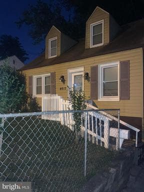 4613 GUNTHER STREET - Photo 1