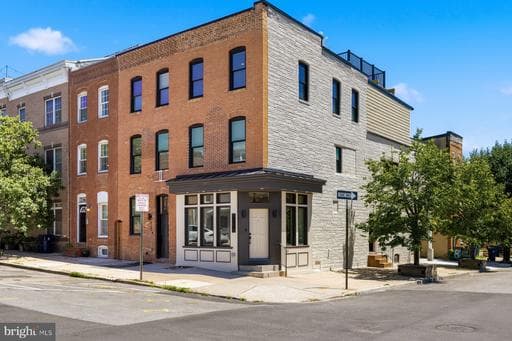 625 S LUZERNE AVENUE - Photo 1