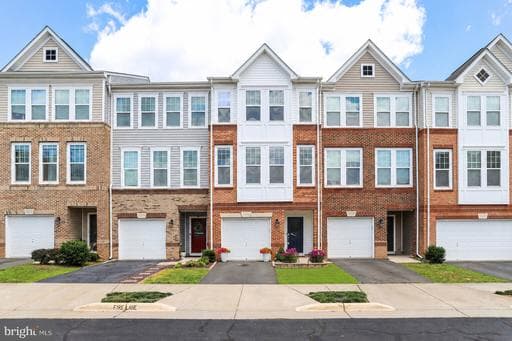 43274 NOVI TERRACE - Photo 1