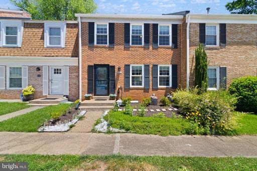 5534 KENDRICK LANE - Photo 1
