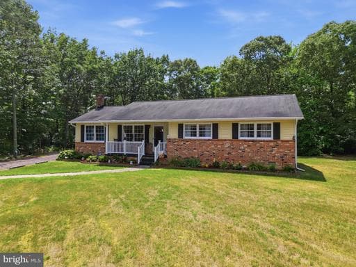 14326 Chastine Dr, King George, VA 22485-3104, United States - Photo 1