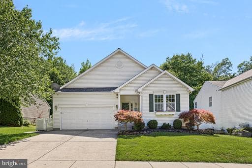 263 THOMAS JEFFERSON TERRACE - Photo 1