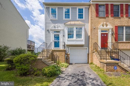 7914 BRIGHTMEADOW COURT - Photo 1