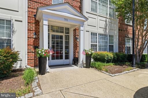 701 Cobblestone BLVD #308 FREDERICKSBURG VA 22401