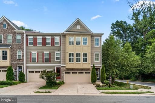 1203 HICKORY HILL CIRCLE - Photo 1