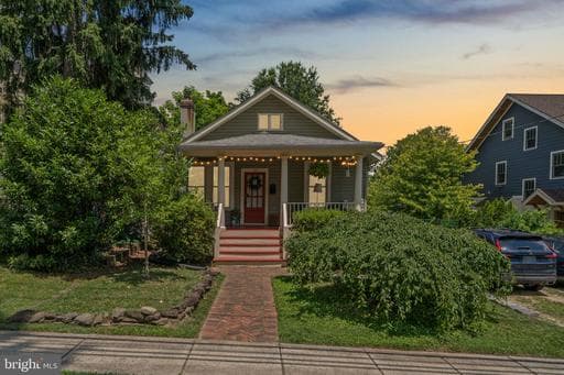 7311 FLOWER AVENUE - Photo 1