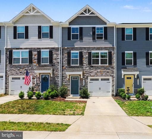 18222 CAPITAL COURT - Photo 1