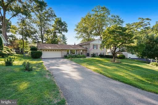 14905 COBBLESTONE DRIVE