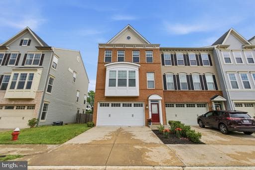 25288 ARROWROOT TERRACE - Photo 1