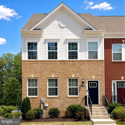 45397 ENGLEWOOD WAY - Photo 1