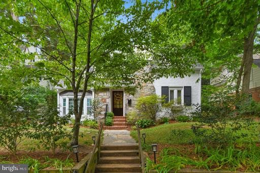 6020 BROAD STREET - Photo 1