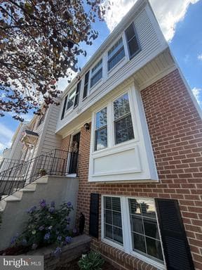 11413 Red Jade Ct, Upper Marlboro, MD 20774-1584, United States - Photo 1