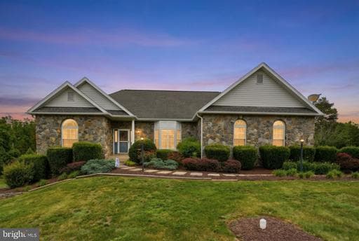 16082 LILY HILL WAY