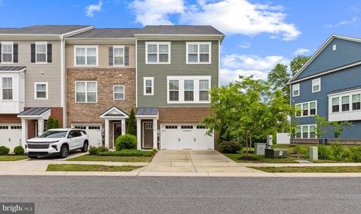 1314 HAWK HOLLOW DRIVE - Photo 1
