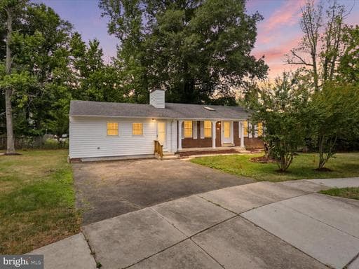 801 WRIGLEY PLACE - Photo 1