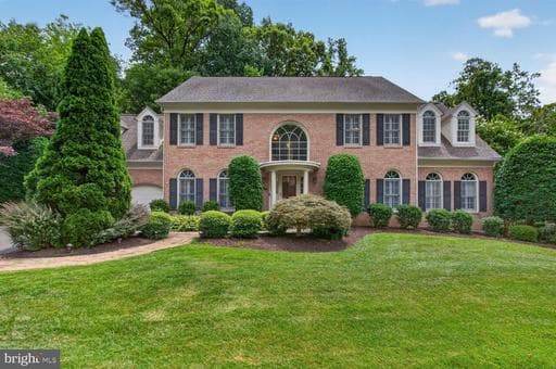 9105 OAK CHASE COURT - Photo 1