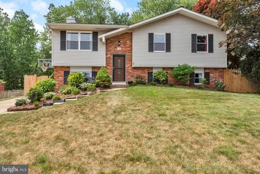 1109 SILVERLEAF DRIVE - Photo 1