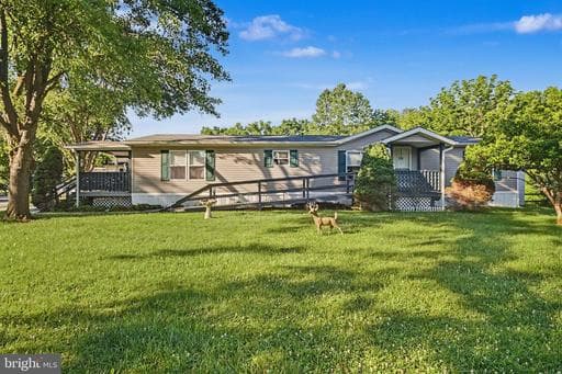 121 LASSITER CIRCLE - Photo 1