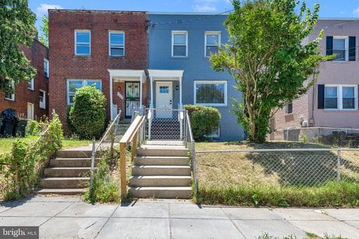 4621 HILLSIDE ROAD