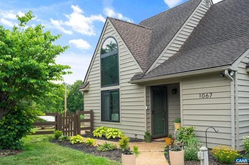 1067 HIGHLAND DR,CHARLOTTESVILLE,VA,22901,ALBEMARLE