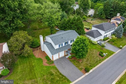 11209 MAINE COVE DRIVE