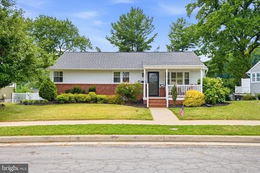 1207 MCCURLEY AVENUE - Photo 1