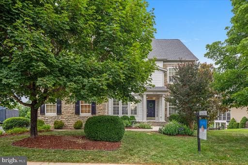 4110 CRAY DRIVE - Photo 1