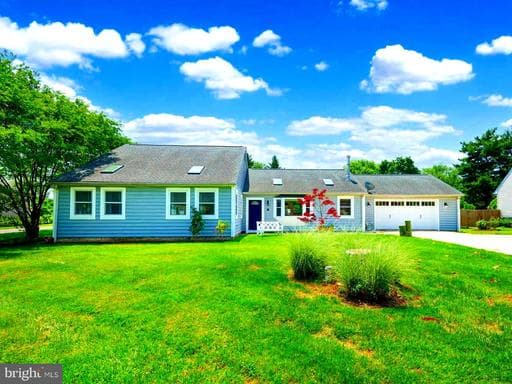 206 ANCHOR LANE - Photo 1